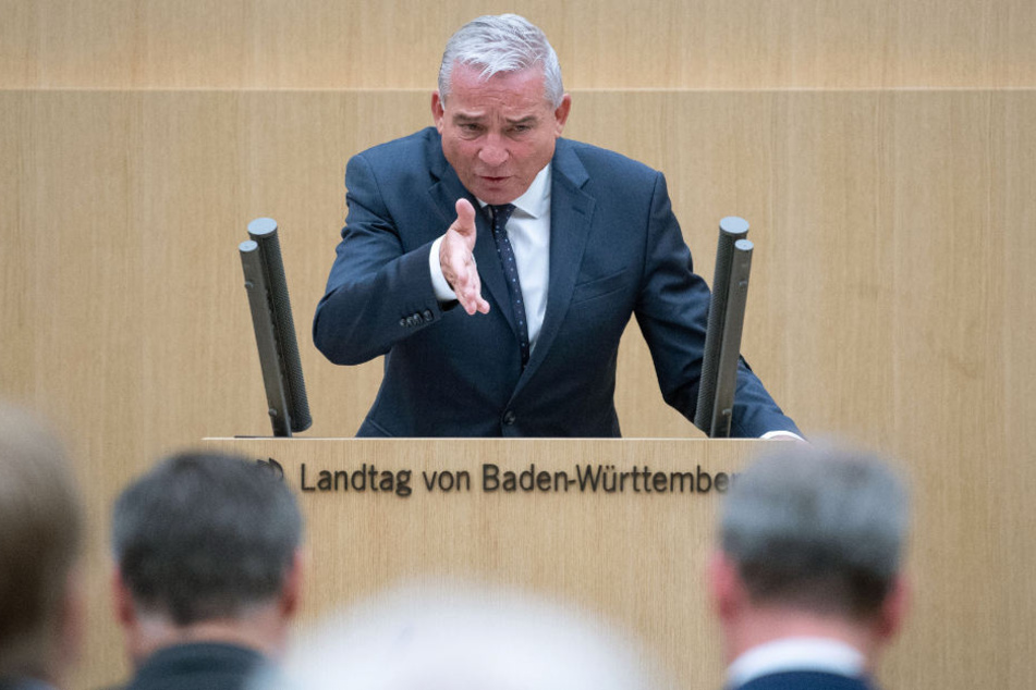 Thomas Strobl will die Gewalt gegen Polizeibeamte am Tag des Opferschutz im Innenministerium thematisieren.