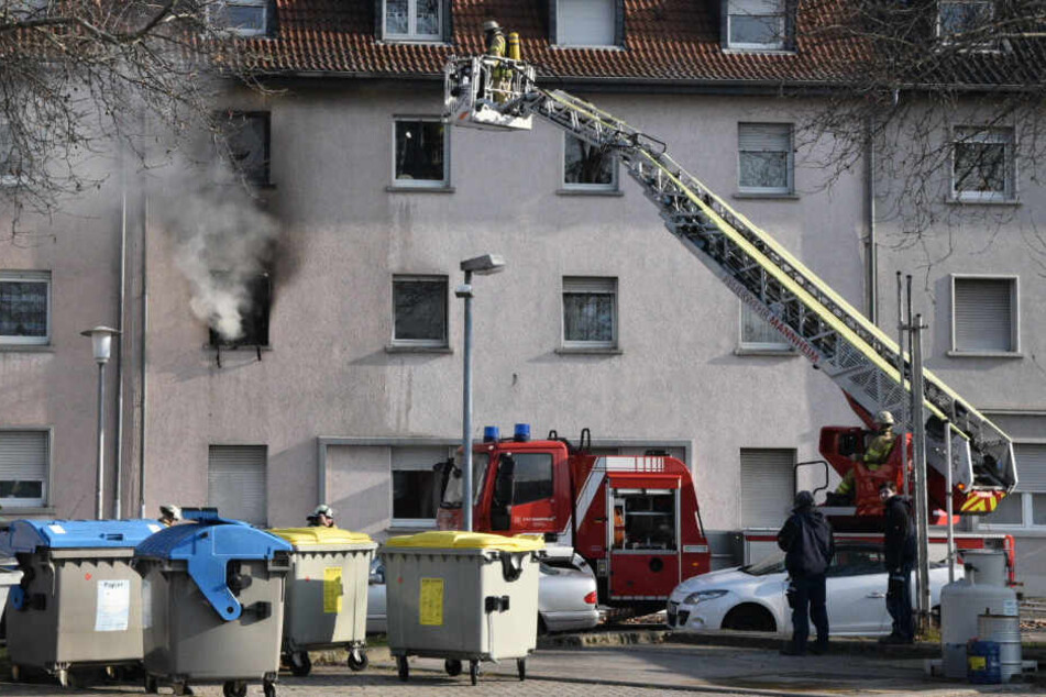 Das Feuer im ersten Stockwerk zog auch ein Appartement im zweiten Stock in Mitleidenschaft.