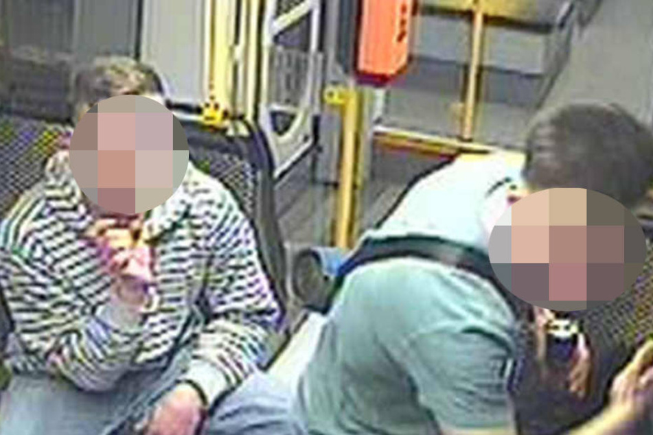 Die Dresdner Polizei fahndet nach diesen beiden Tätern.