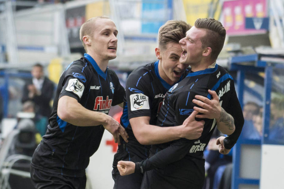 Marlon Ritter (rechts) schoss gleich zwei Tore gegen Lotte. Ein gelungenes Comeback!