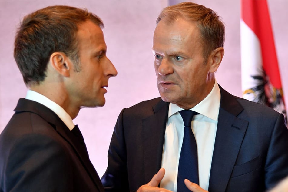 Emmanuel Macron (li), Präsident von Frankreich, und Donald Tusk, Präsident des Europäischen Rates, vor Beginn des informellen EU-Gipfels am Donnerstag in Salzburg.