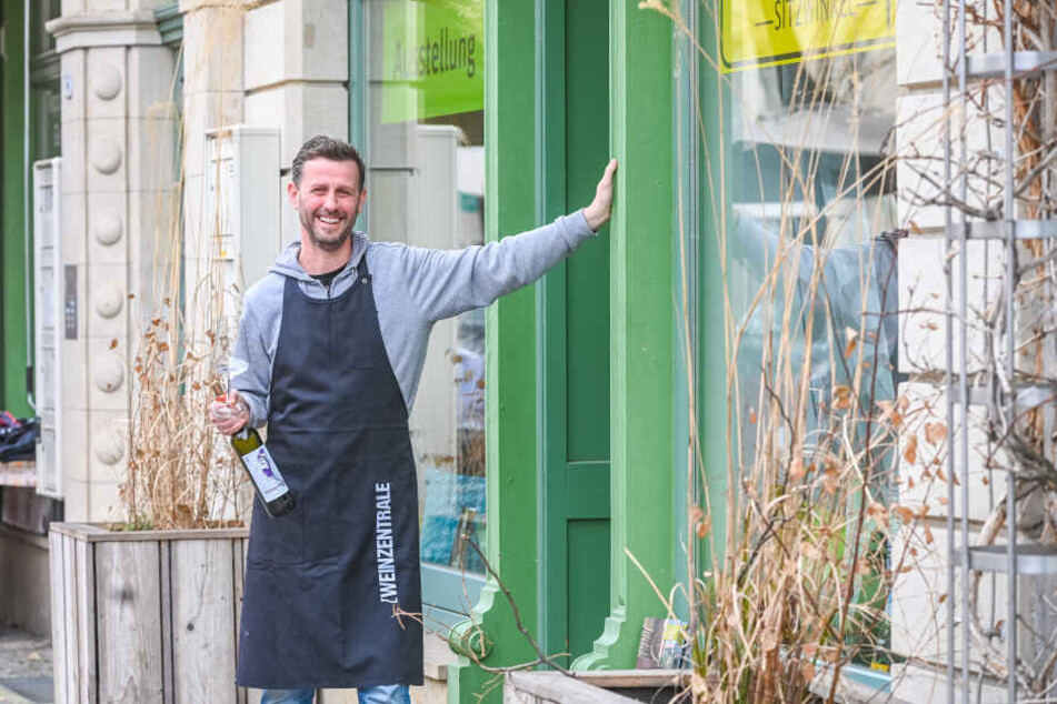 Hier öffnet bald seine Radebeuler Weinbar: Jens Pietzonka (46) zu Besuch in Kötzschenbroda.