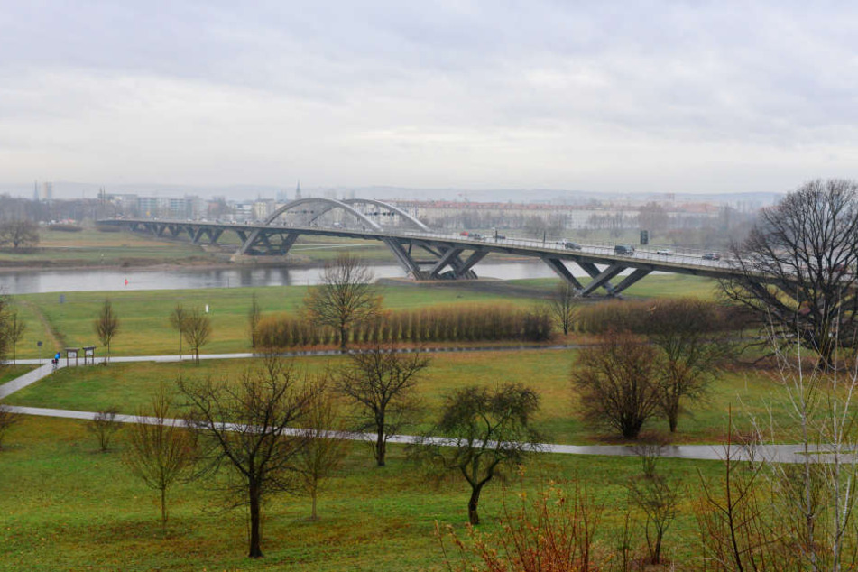 Die Waldschlößchenbrücke wird nochmals 11,5 Millionen Euro teurer.