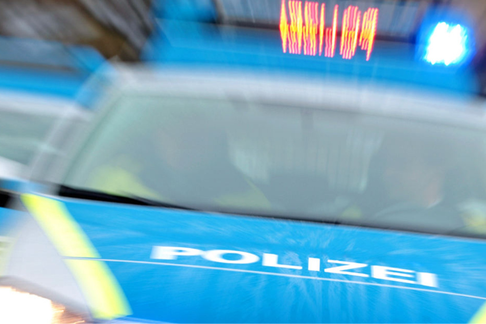 Die Polizei stoppte den Amok-Fahrer gegen 19.15 Uhr im Bereich Alte Gasse (Symbolbild).
