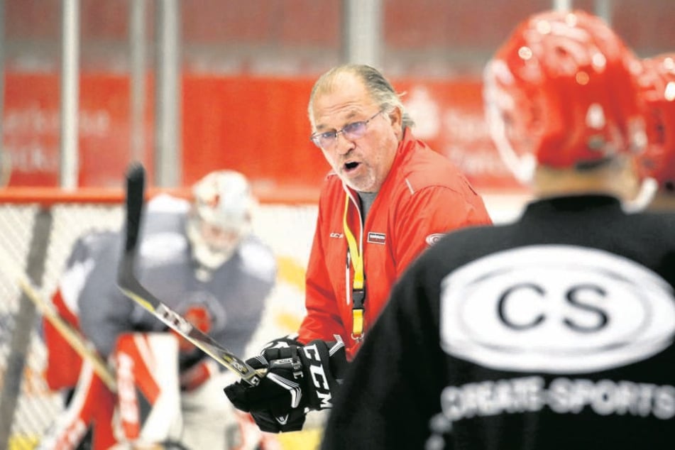 Geht in seine zweite Saison mit den Eispiraten: Trainer Kim Collins.