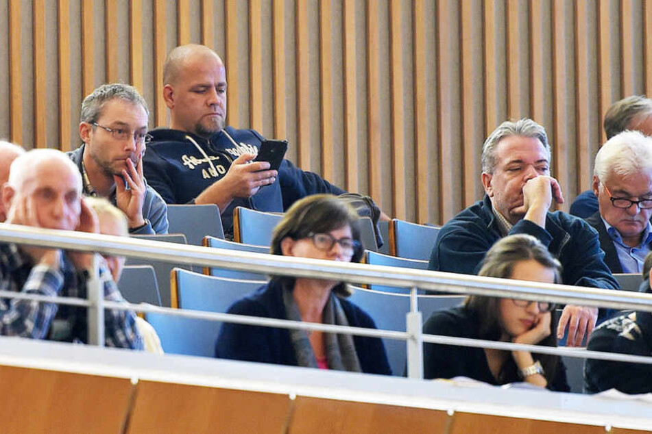 Auch PEGIDA-Frontmann Siegfried Däbritz war am Donnerstag als Zuschauer im Stadtrat.