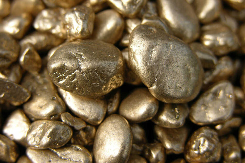 Die Goldnuggets schmuggelte der 35-Jährige in seinem Hintern.