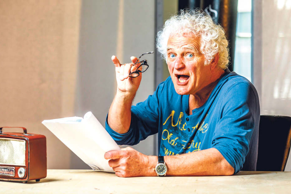 60 Jahre nach seiner Einschulung verrät Regisseur Jürgen Mai (66) im
Boulevardtheater seine größten Sünden.
