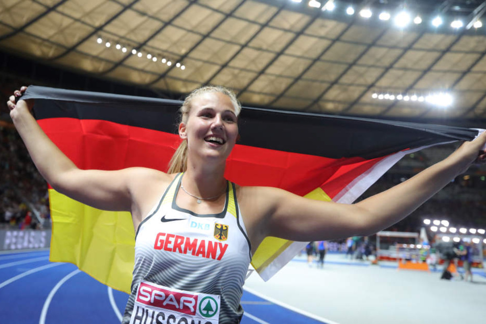 Christin Hussong gewann vergangene Woche bei der Leichtathletik-EM im Olympiastadion die Goldmedaille. Nun hat sie erneut Grund zum Jubeln. (Archivbild)