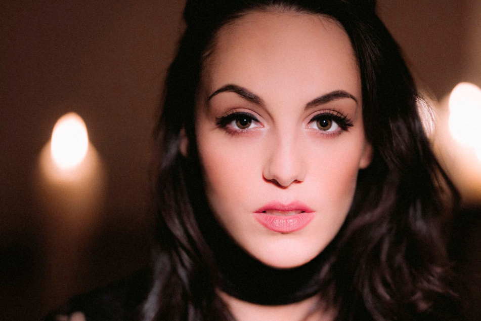 Tourt derzeit mit ihrem ersten Album: Jenny Marsala.