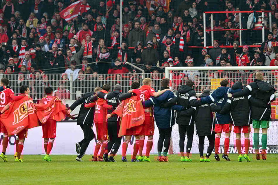 In der vergangenen Saison feierten die Berliner gegen Arminia ein 3:1-Sieg vor einer ebenfalls beeindruckenden Kulisse.