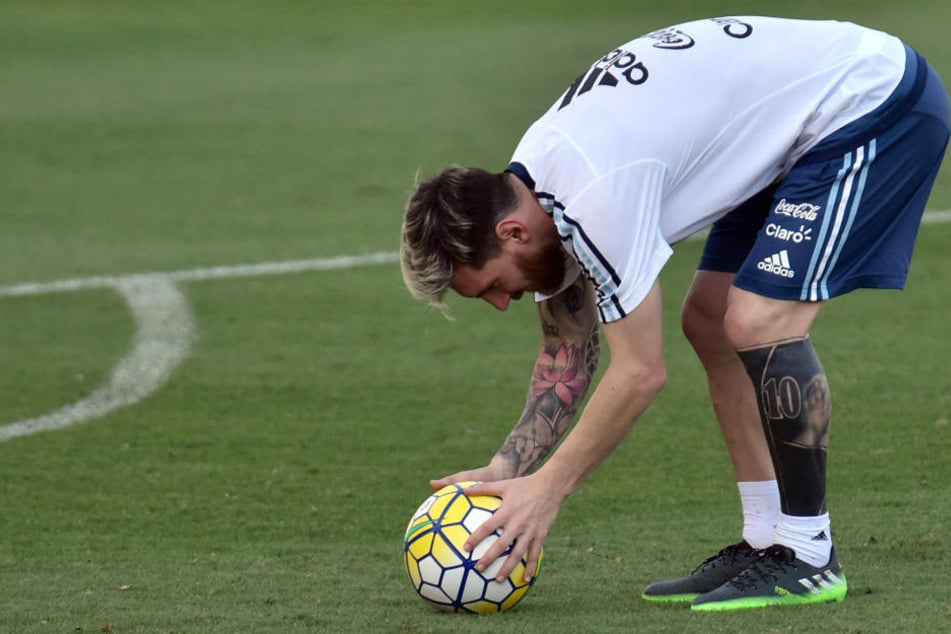Lionel Messi (29) schockte seine Fans jetzt mit diesem neuen Tattoo.