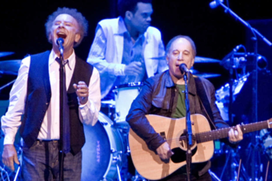 Als Duo "Simon and Garfunkel" füllte Art Garfunkel (li.) mit Paul Simon (re.) seit den 60ern die Hallen.