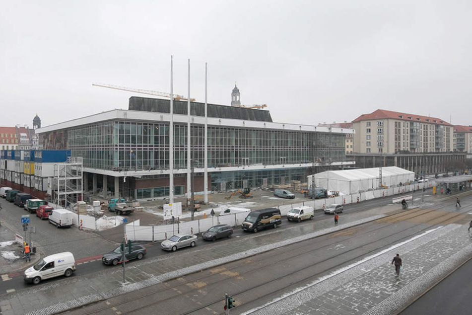Der Kulturpalast soll rechtzeitig fertig werden - doch das kostet jetzt noch einmal extra.