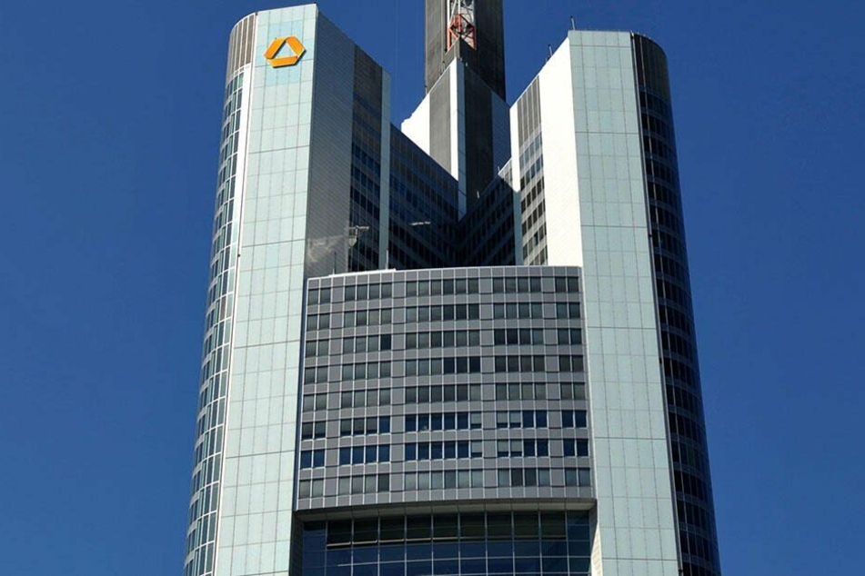 Im Commerzbank Tower in Frankfurt am Main findet am 6. April das Finale des HSG Alumni Gründerpitchs 2019 statt.