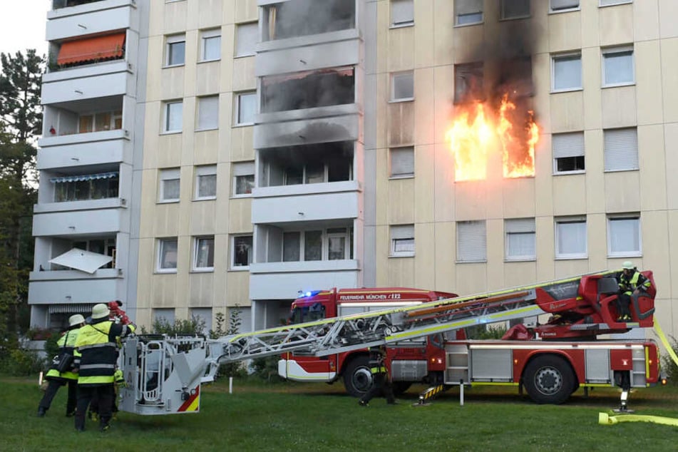 Wohnungsbrand fordert zehn Verletzte: Ursache war ein E-Scooter!