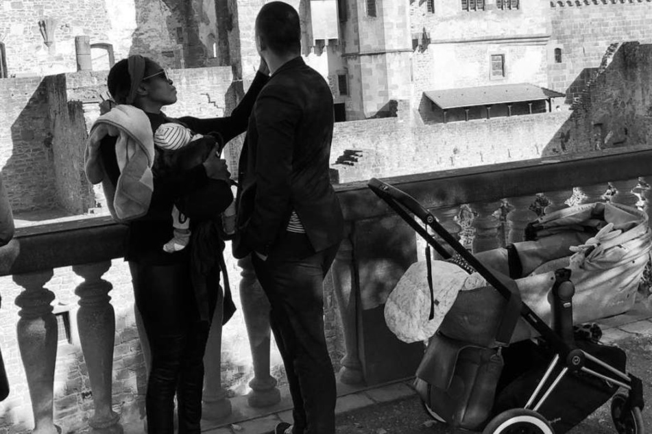 Motsi Mabuse verbringt Zeit mir ihren Liebsten in Heidelberg.