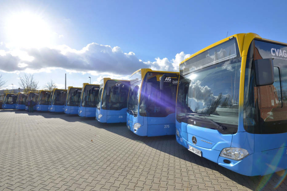 In Chemnitz wurde am Freitag ein Busfahrer angegriffen. (Symbolbild)