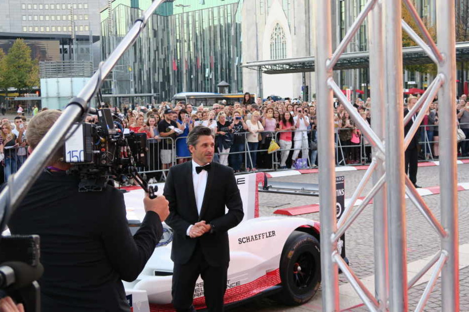 Kreischalarm garantiert! Patrick Dempsey war am Samstag zu Gast beim diesjährigen Opernball.
