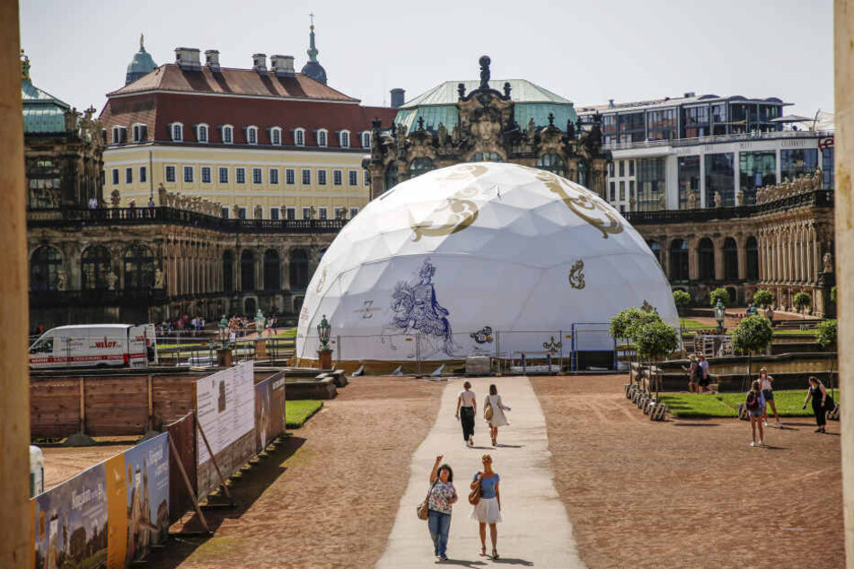 Diese Kuppel wird ein Jahr den Zwinger zieren.