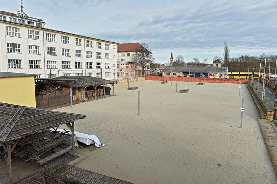 Statt 16 Volleyballfeldern gibt's jetzt nur noch neun.