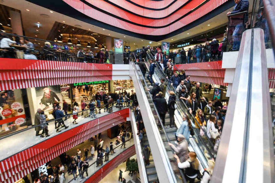 Gleich am ersten Wochenende waren über 100.000 Shopping-Fans im LOOM.