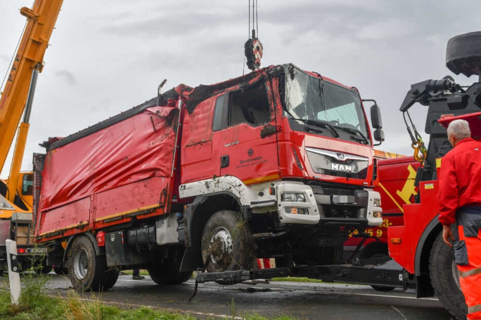 Im Harz ist am Dienstag ein Feuerwehrfahrzeug der Bundeswehr verunglückt.
