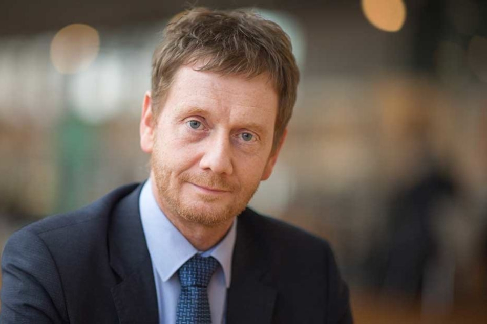 Obwohl er schon lange politische Spitzenjobs hat, kennen ihn viele Sachsen nicht: Im Falle seiner Wahl wäre Michael Kretschmer (42, CDU) der jüngste Ministerpräsident Deutschlands.