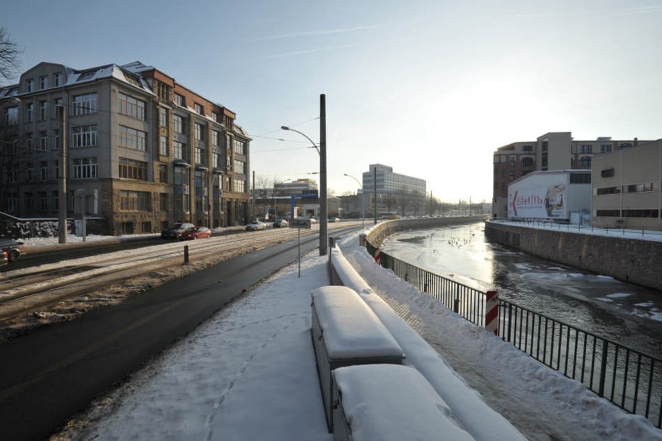Der Hochwasserschutz an der Chemnitz wurde verbessert. Aber reicht er, wenn
Zwönitz und Würschnitz zeitgleich Hochwasser führen?