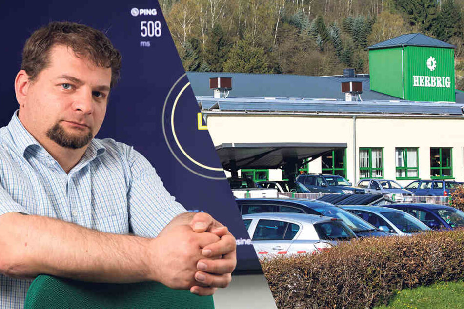 Steffen Findeisen (39), Informatiker bei der Firma Herbrig, ärgert sich über die lahme Internetverbindung. Sie behindert die Arbeit.