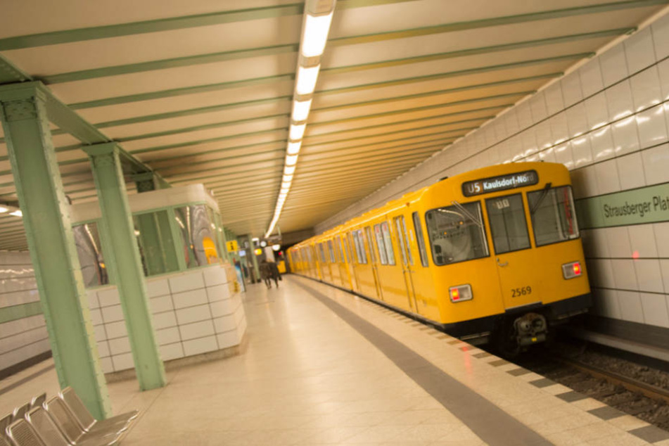 Der U-Bahnhof am Strausberger Platz.