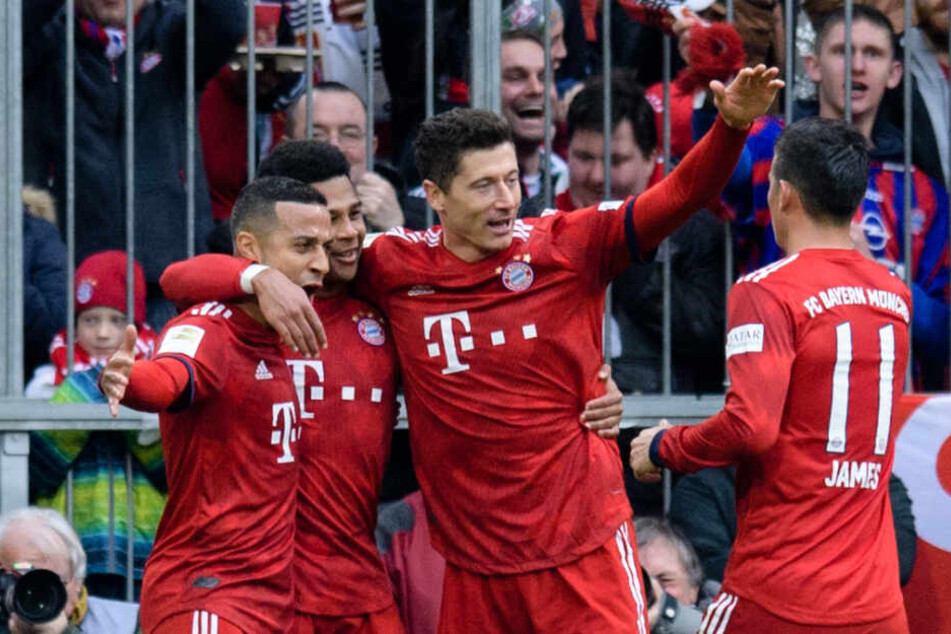 Robert Lewandowski avancierte mit seinem Treffer zum erfolgreichsten ausländischen Torschützen der Bundesliga.