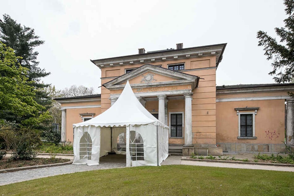 Feiert am Freitagabend ohne Einverständnis der Stadt eine Kulti After Show Party:
der Club Standesamt.