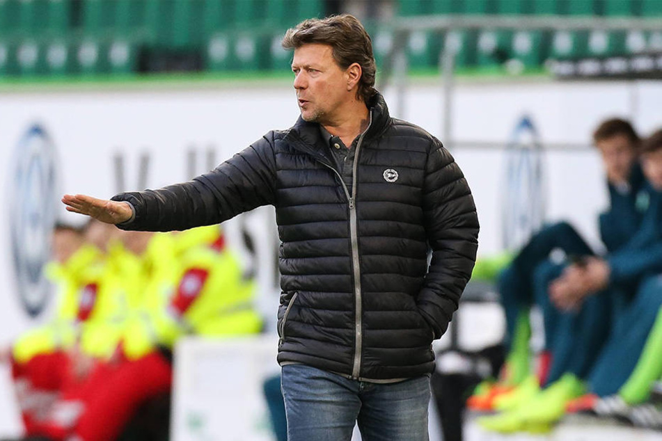 Der neue Cheftrainer Jeff Saibene (48) steht vor seinem Pflichtspiel-Debüt mit dem DSC.