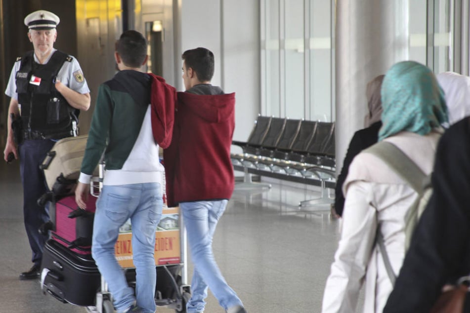 In diesem Jahr wurden bis Ende November wurden in Deutschland 23.700 Asylbewerber abgeschoben.