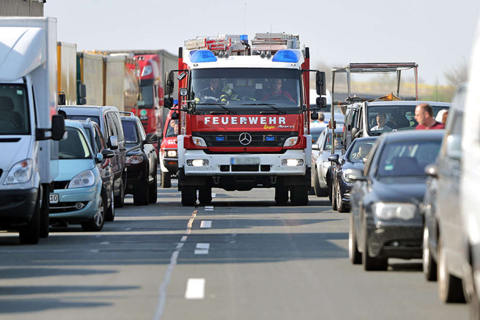 Die Brandenburger Polizei weist immer wieder auf die korrekte Bildung einer Rettungsgasse hin. (Symbolbild)