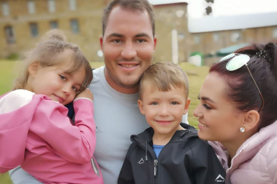 Die Familie de Jager. Mutter Angeline postete dieses Foto ihrer Familie im Februar diesen Jahres auf Facebook.