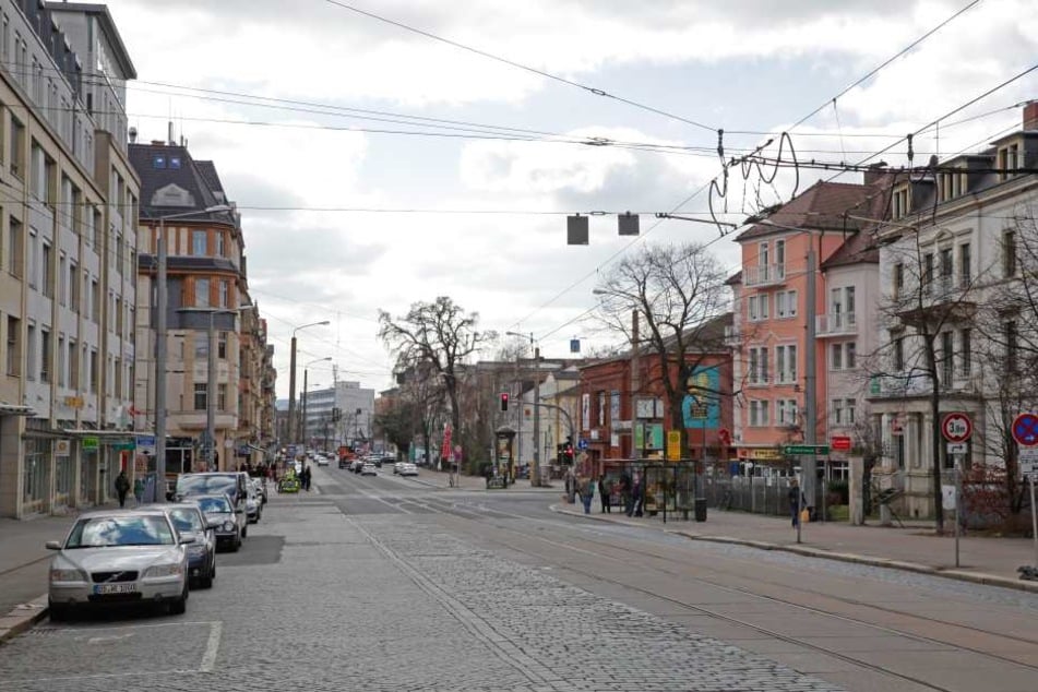 Die Stadtverwaltung sollte über den geplanten Ausbau der Königsbrücker Straße in
der Neustadt informieren. Noch fehlt ein Termin.