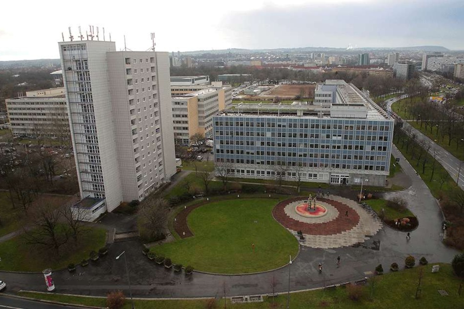 Im Sommer 2019 muss die Stadt das Robotron-Gebäude an der Grunaer Straße Ecke St. Petersburger Straße räumen.
