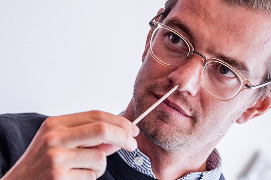 Der Moderator Joko Winterscheidt spricht bei einem Pressetermin im Verlagshaus Gruner und Jahr. Winterscheidt veröffentlicht ein Lifestyle-Magazin mit dem Namen "JWD".