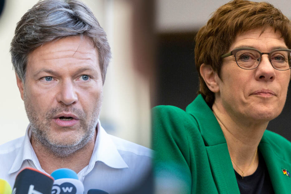Grünen-Parteichef Robert Habeck (links im Bild) und die CDU-Vorsitzende Annegret Kramp-Karrenbauer sind unter anderem auf der Teilnehmerliste.