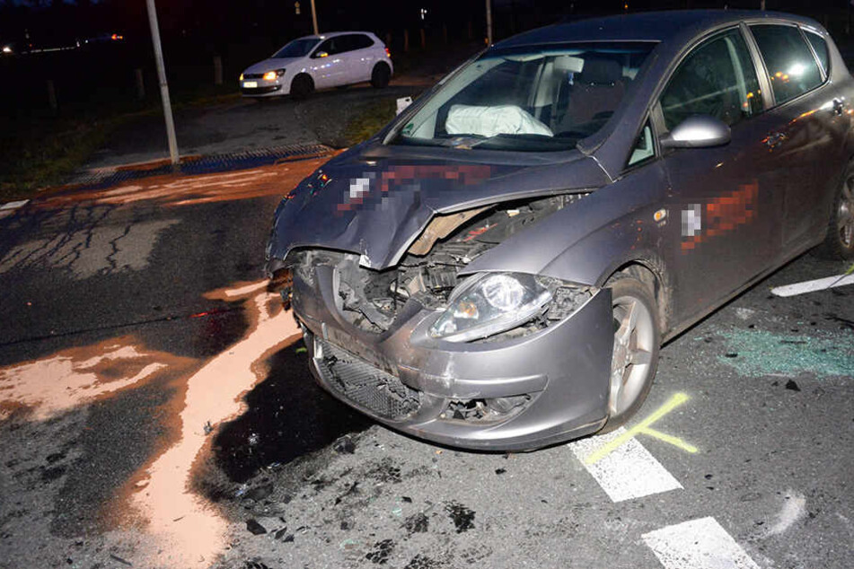 Der Seat-Fahrer (46) fuhr laut Zeugenangaben bei Grün los.