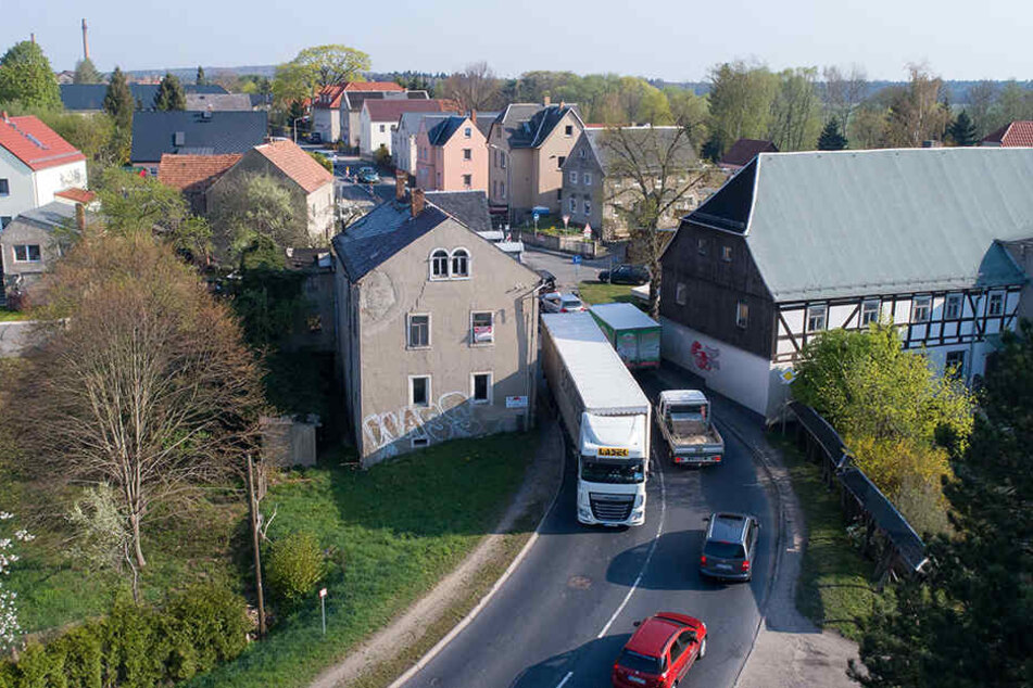 Deshalb bleiben in Sachsen zahlreiche Straßenbau-Projekte ...