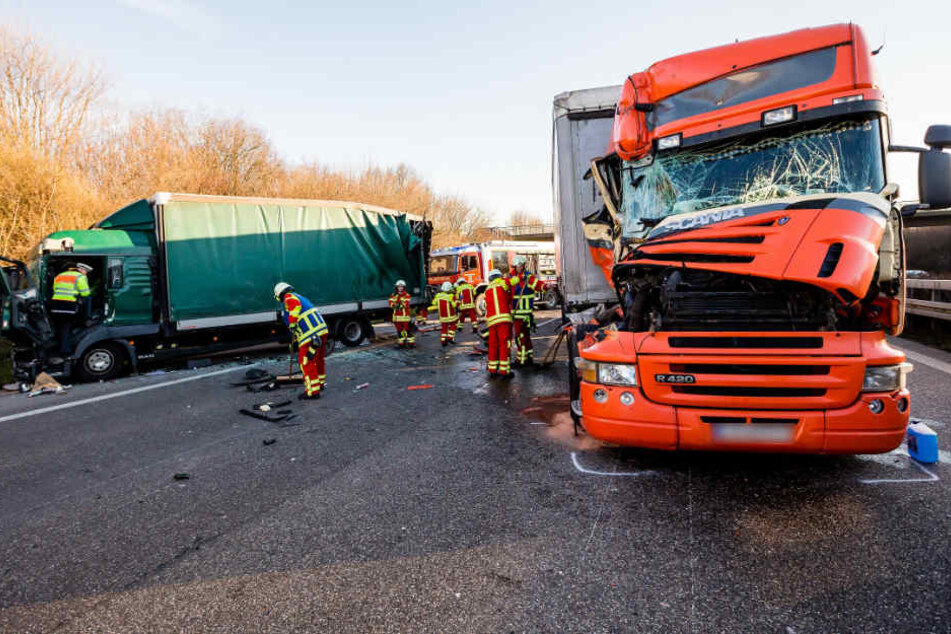 Die Autobahn blieb stundenlang gesperrt.