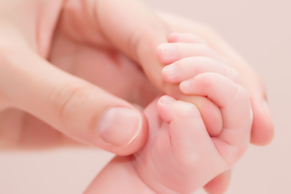 Möglicherweise wurden die Mutter und ihr Baby Opfer eines entsetzlichen Verbrechens. (Symbolbild)
