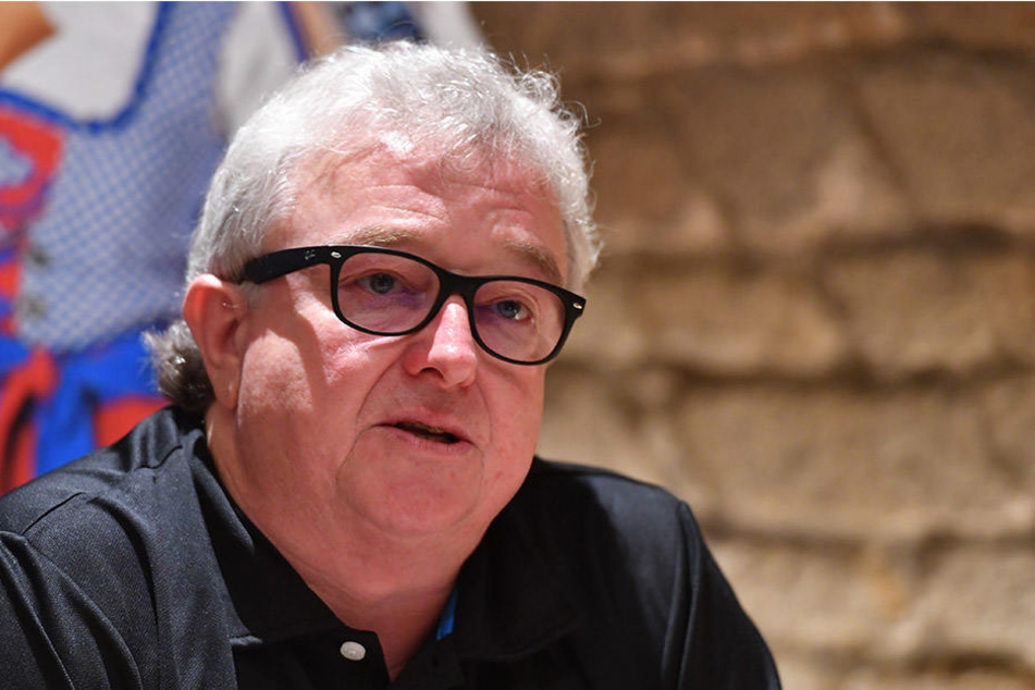 Eislöwen-Boss Volker Schnabel will von einer Krise nichts hören.