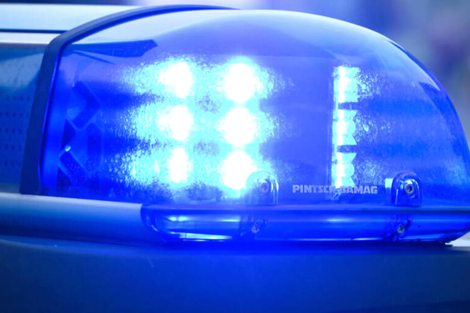 Die Polizei nimmt Hinweise entgegen.