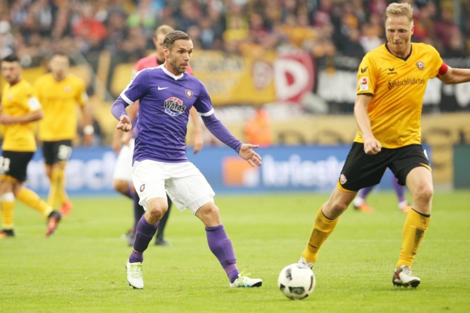 Das Duell der Routiniers: Christian Tiffert (l.) ist für seine Auer genauso unersetzbar wie Marco Hartmann für Dynamo. Im Sachsenderby wird entscheidend sein, wer seine Truppe besser im Griff hat und motivieren kann.