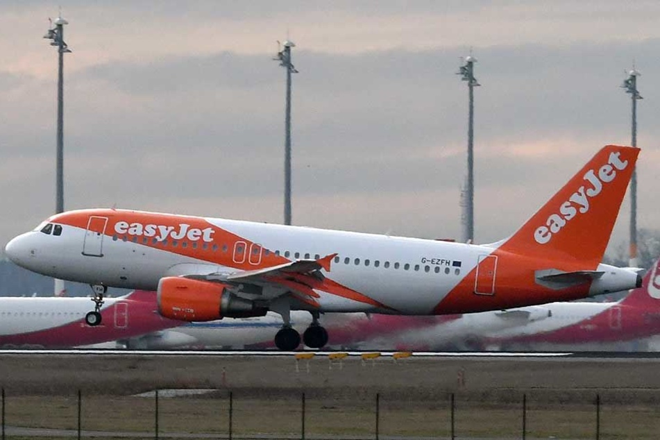 EasyJet wird alle 25 von Air Berlin übernommenen Flieger in Tegel einsetzen.