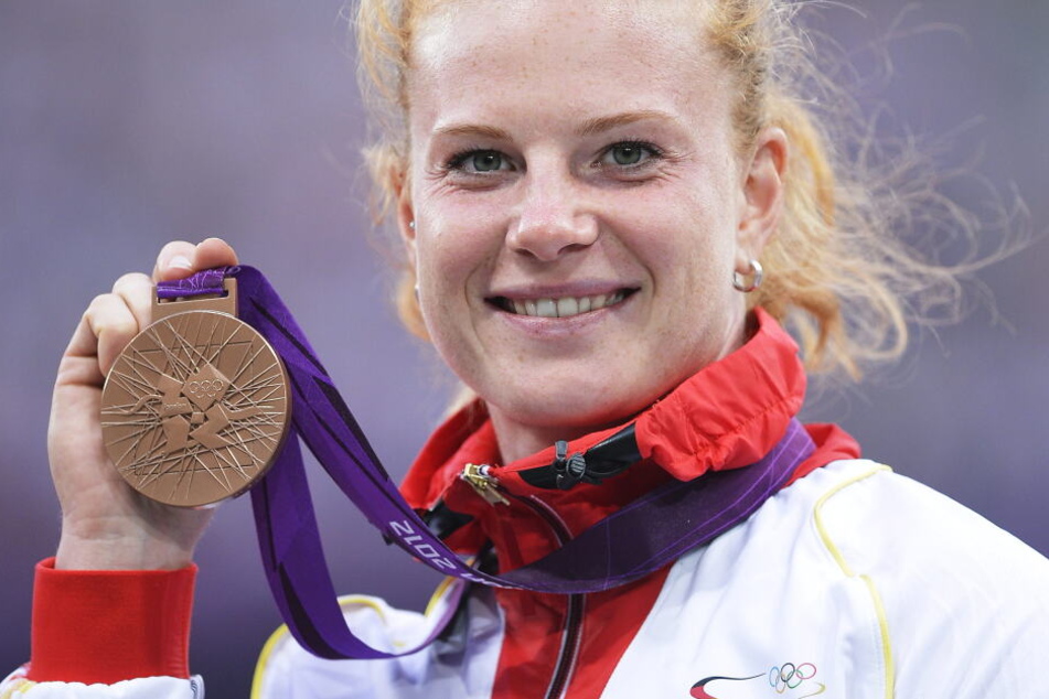 Die Olympia-Dritte Heidler bekommt in Frankfurt nun die Silbermedaille.